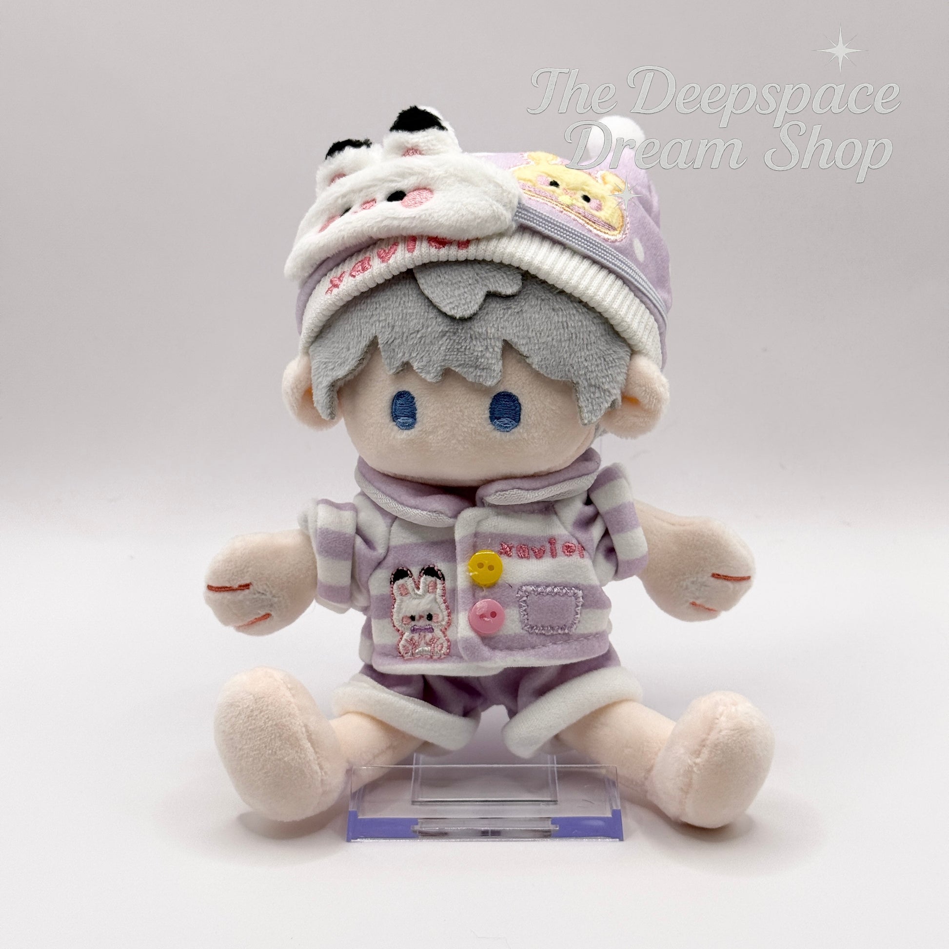 Fan-made Love and Deepspace 10 cm plushie doll wearing pajamas