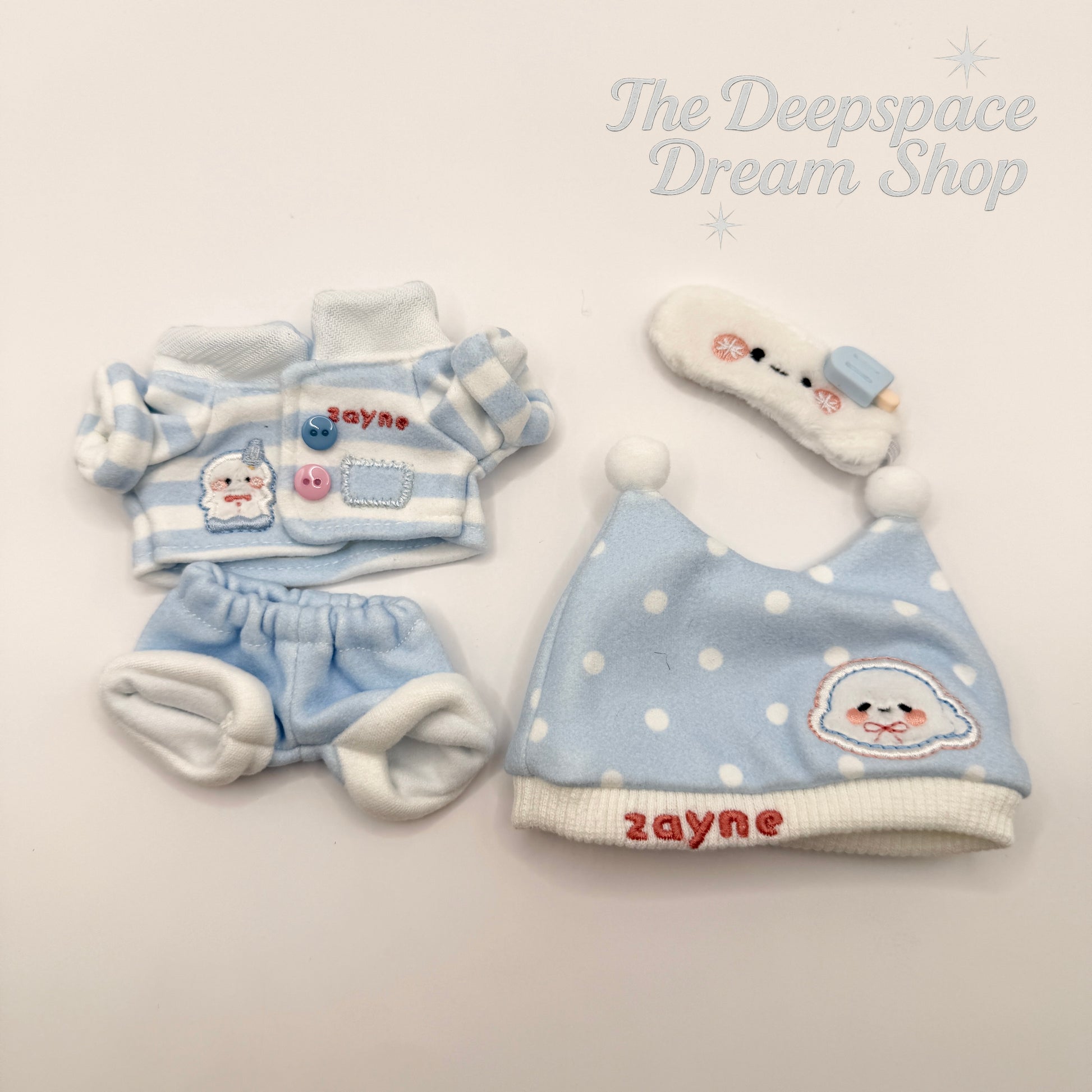 Fan-made Love and Deepspace 10 cm plushie doll wearing pajamas